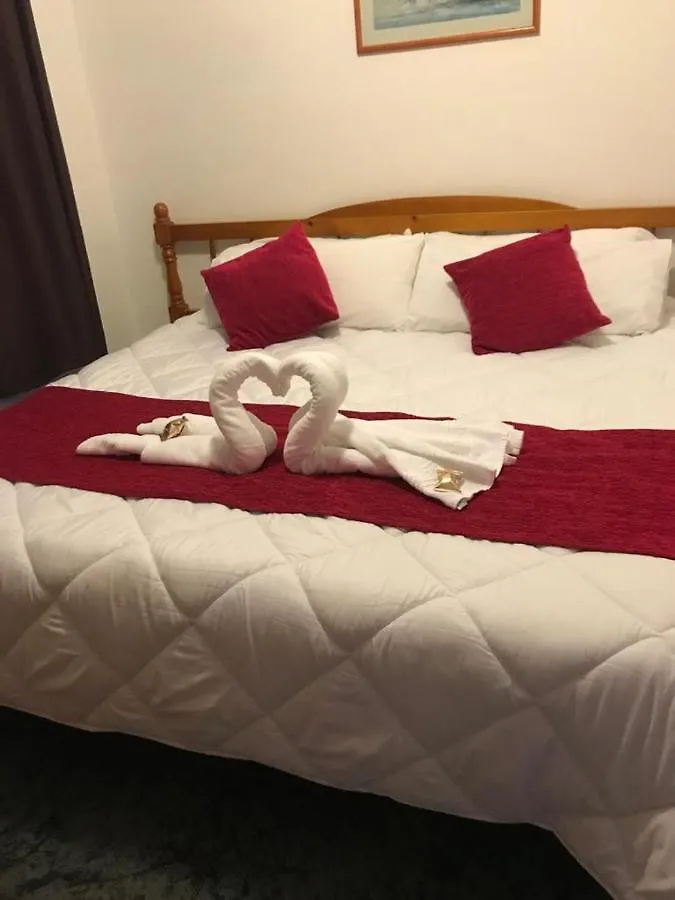 Apartamentos Jucar La La Frontera España